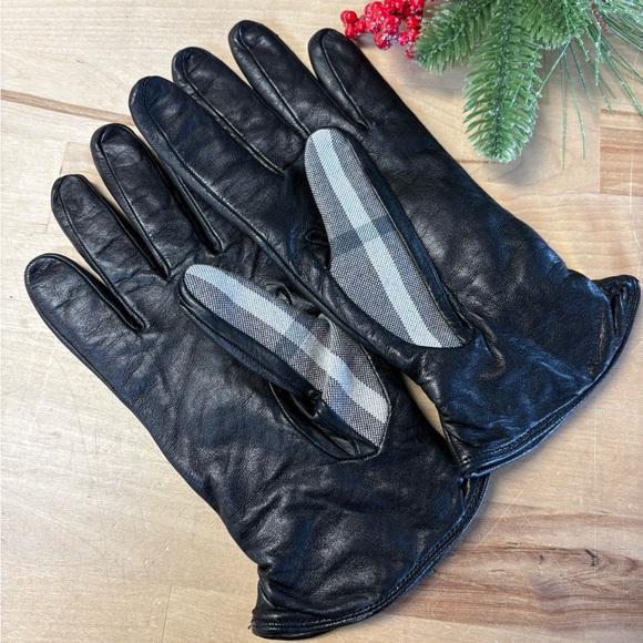 Burberry Black/Gray Plaid Metallic Leather Gloves - Picture 2 of 4